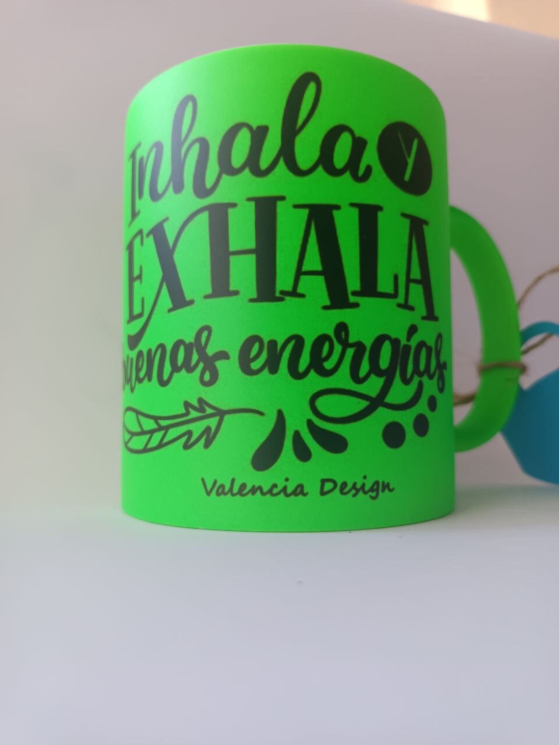 Tazas Inhala y exhala  Neón - 2