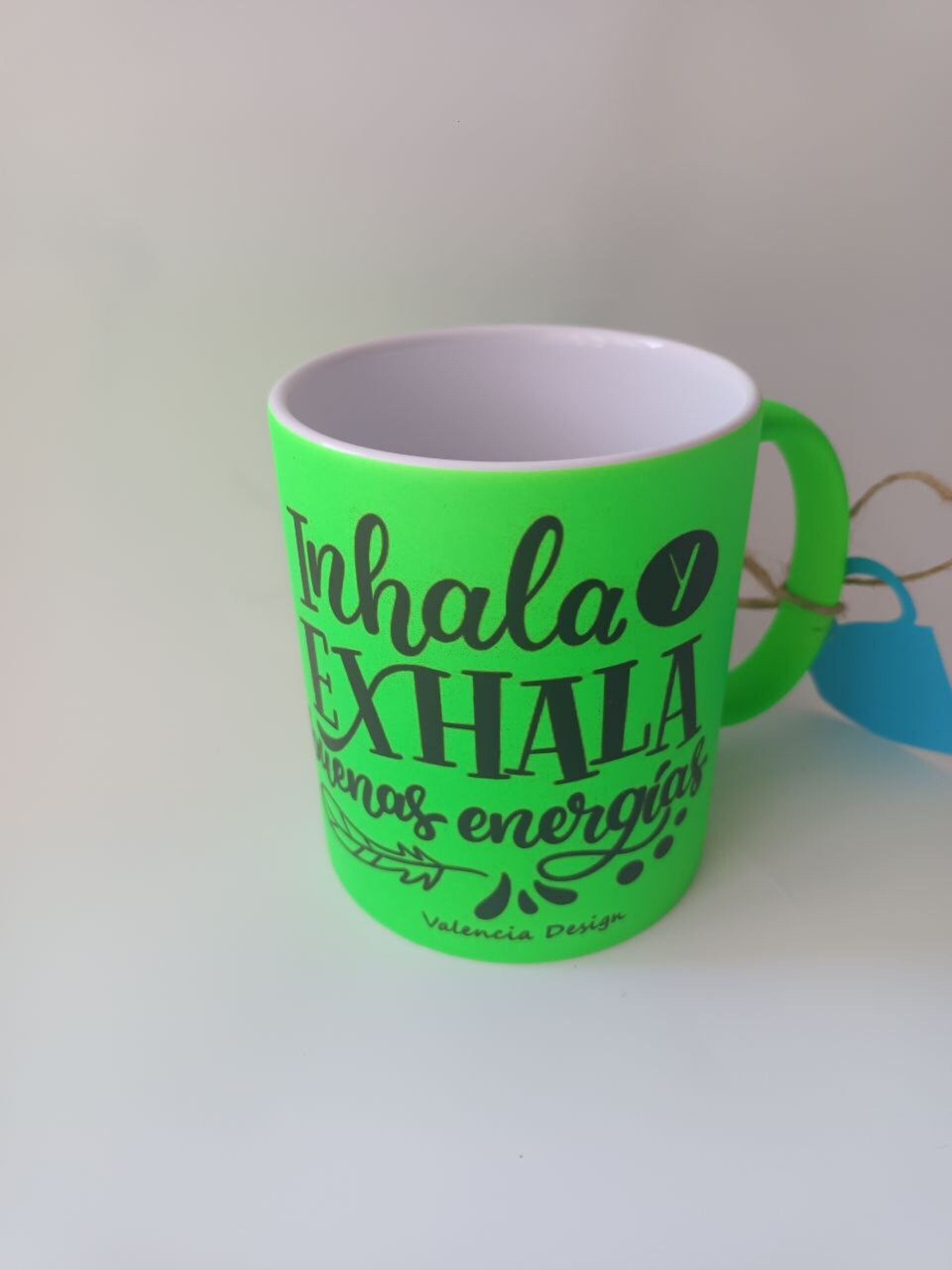 Tazas Inhala y exhala  Neón - 3