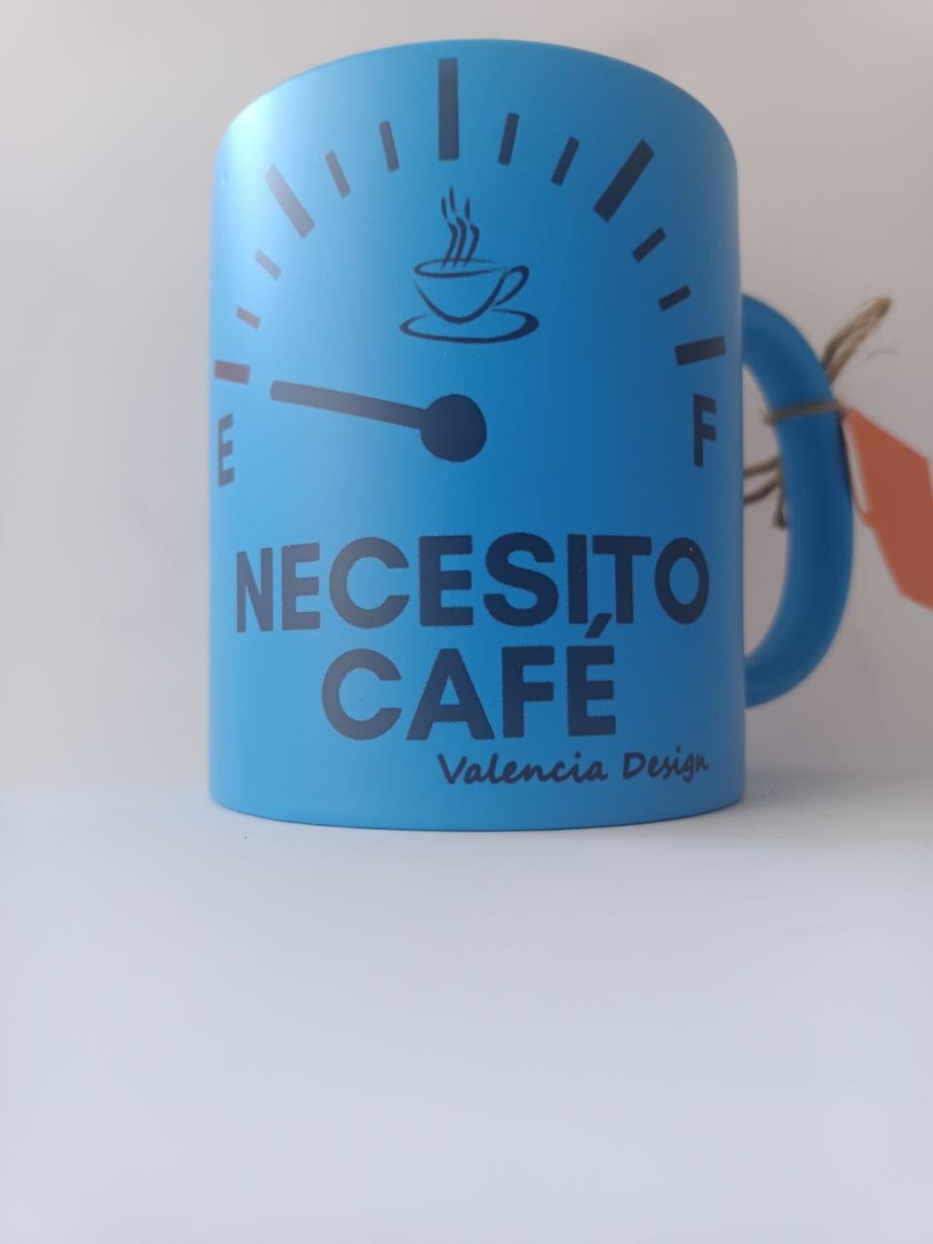 Taza Necesito Café de Neón - 6